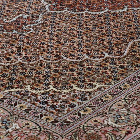 Fine handmade Oriental Tabriz rug - 306297