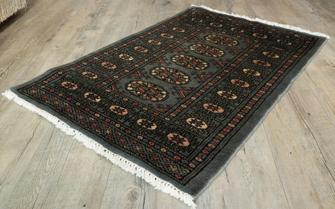 Handmade Pakistan Mori Bokhara rug - 309365