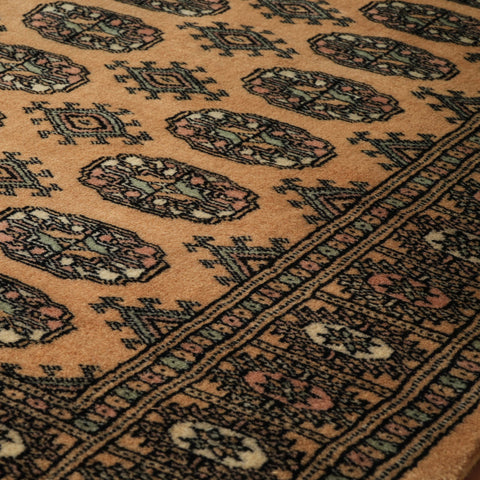 Handmade Pakistan Mori Bokhara rug - 309378