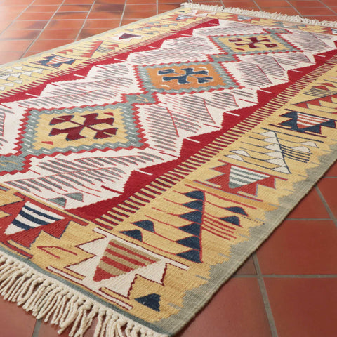 Handmade Fine Turkish Seccade Kilim rug - 309476