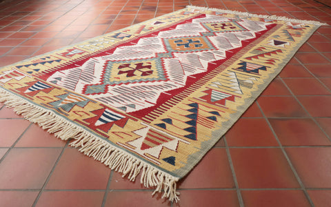 Handmade Fine Turkish Seccade Kilim rug - 309476