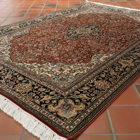 Handmade fine Kashmir silk rug - 309521
