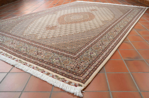 Handmade extra fine Tabriz rug - 309763